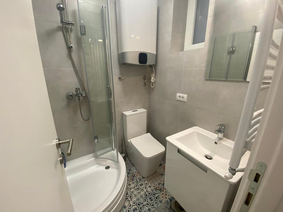 Uptown Girl Apartment Beograd Ngoại thất bức ảnh